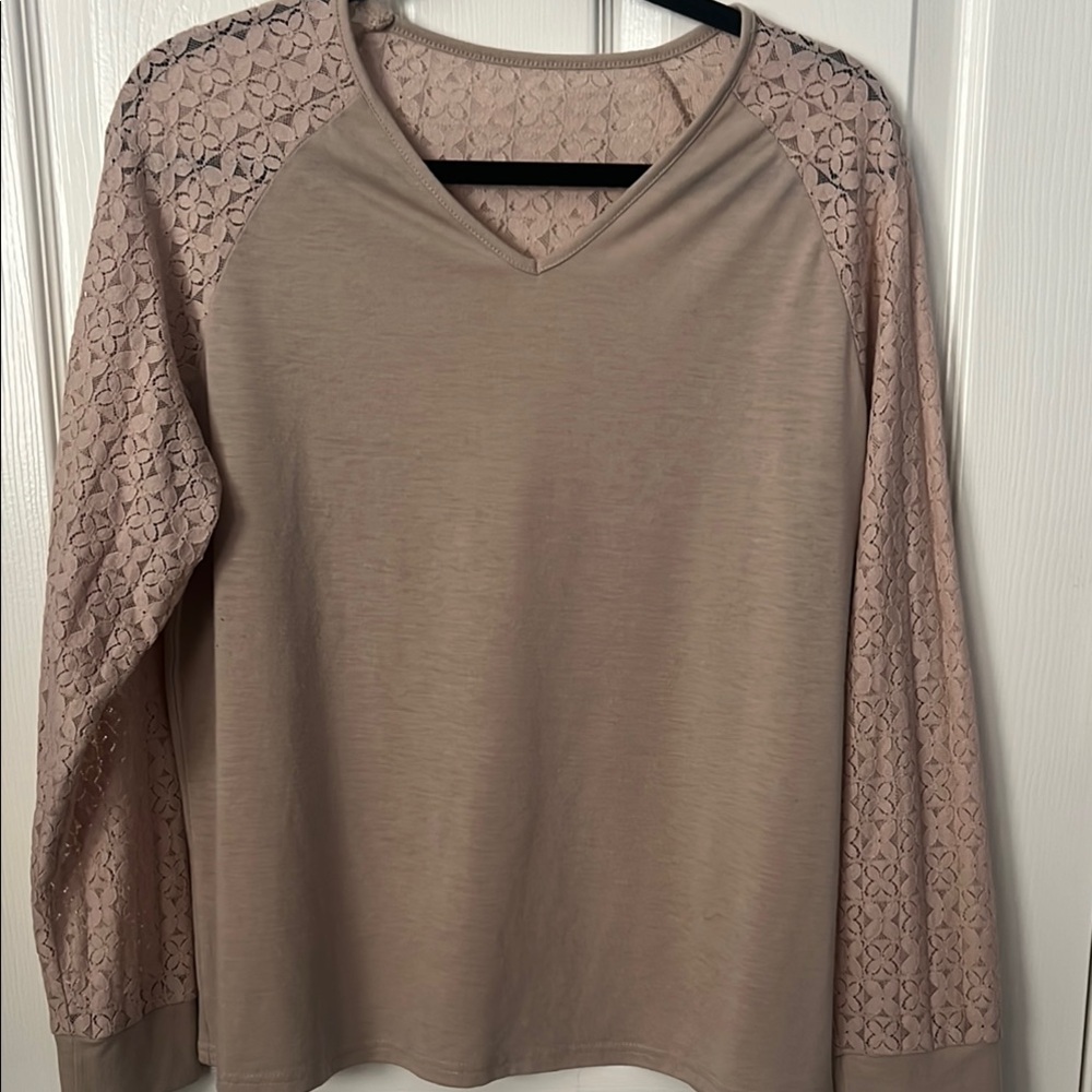 Elegant Lace Sleeve Women's Top